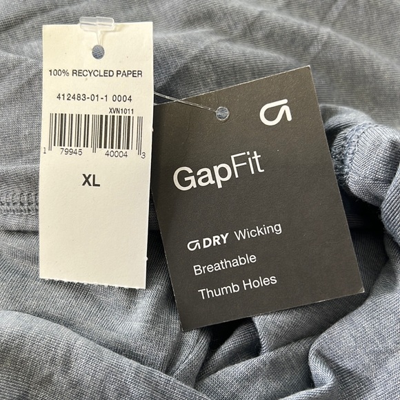 Gap fit open Back Long sleeve Gray top Size XL - Picture 5 of 7